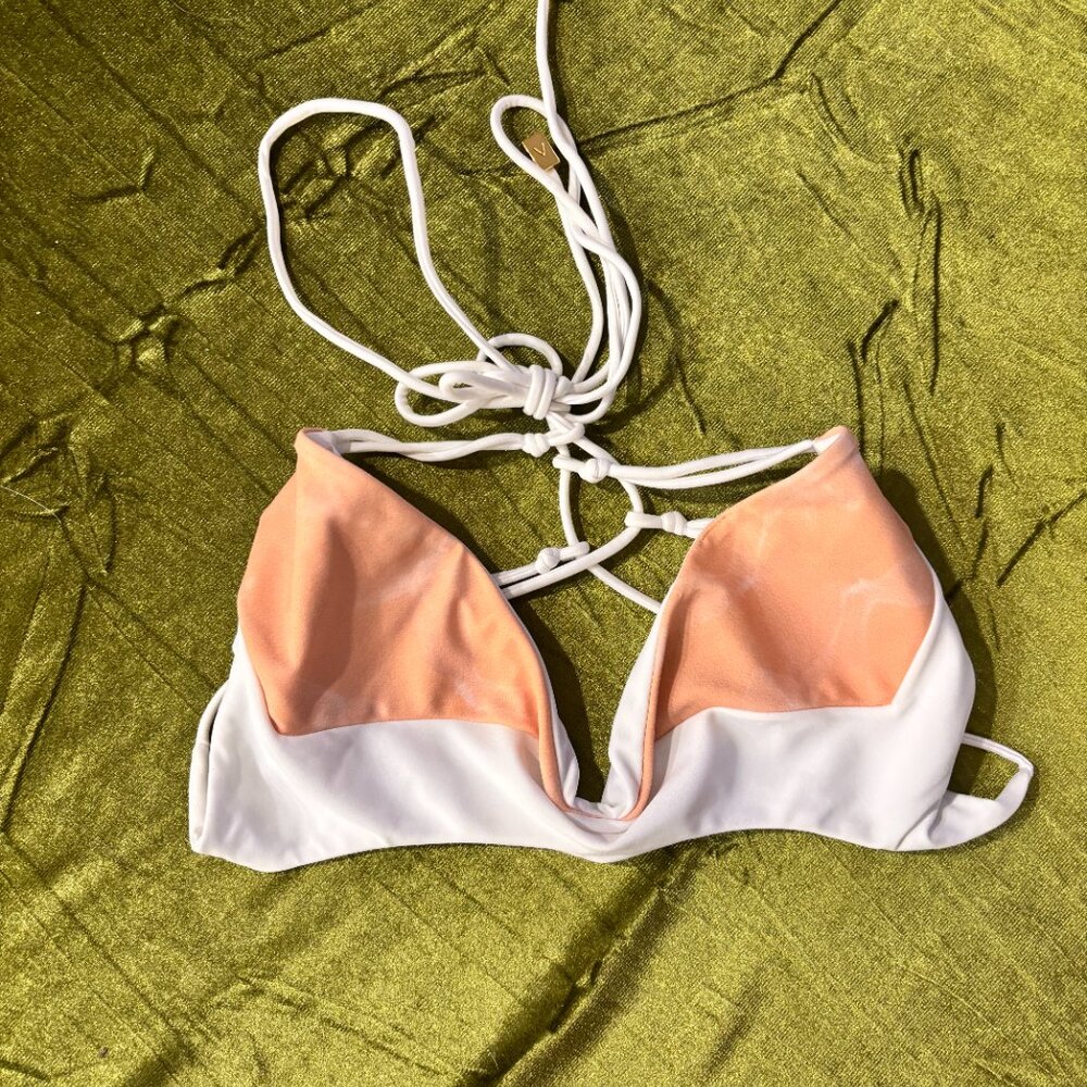 ❤️‍🔥 2/$10 Scoop Neck Bikini Top — Marbled Peach